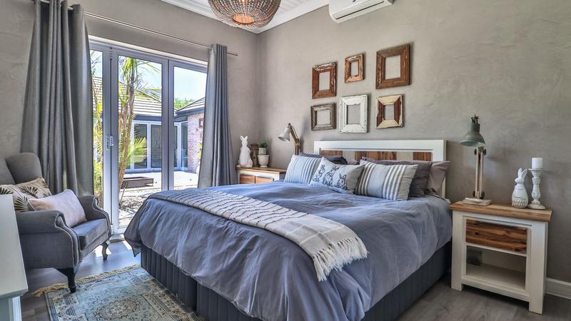 5 Bedroom Property for Sale in Num Num Cape Estate Western Cape